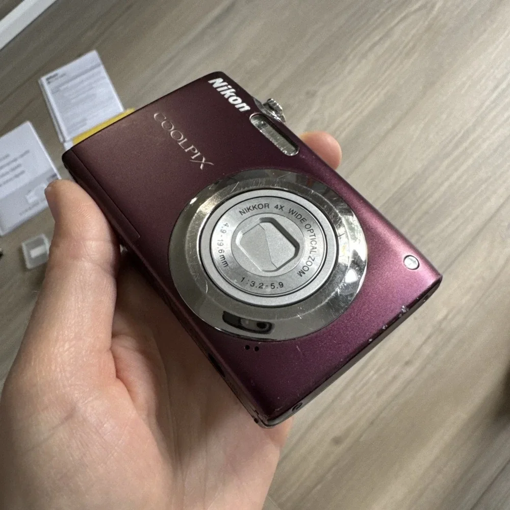 Nikon COOLPIX S3000 12.0‎ MP Digital Camera 4X Optical Zoom Plum Lens Error
